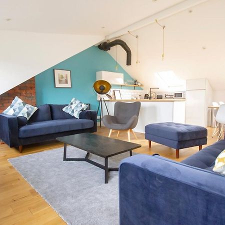 The Loft Winchester Bagian luar foto